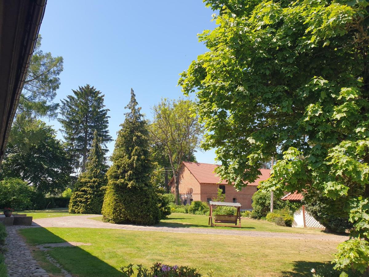 Folwark Goscino-Dwor B&B 외부 사진