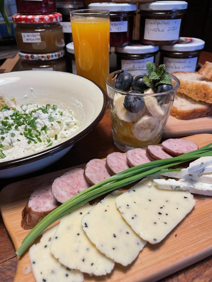 Folwark Goscino-Dwor B&B 외부 사진